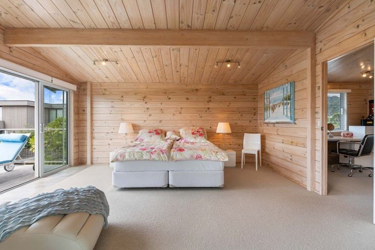 Photo of property in 28 Champion Place, Pauanui, Hikuai, 3579