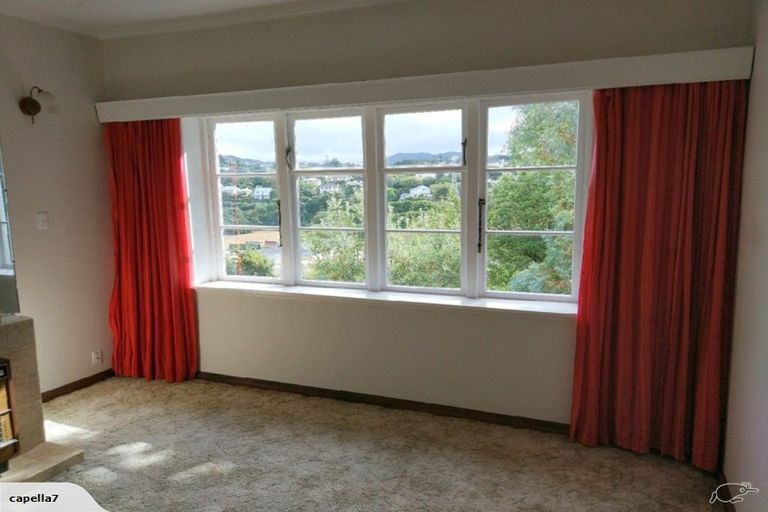 Photo of property in 21 Sydenham Street, Northland, Wellington, 6012