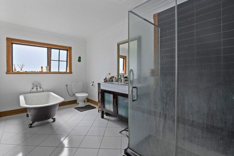 Photo of property in 48 Hamon Place, Pukehangi, Rotorua, 3015