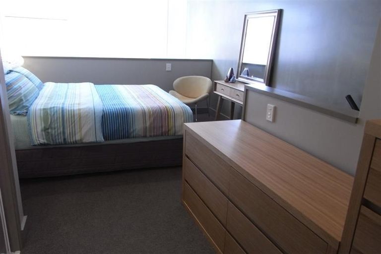 Photo of property in Canvas Apartments, 2/307 Willis Street, Te Aro, Wellington, 6011