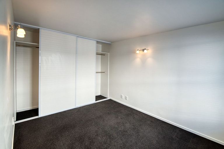 Photo of property in 2/290 Barbadoes Street, Christchurch Central, Christchurch, 8011