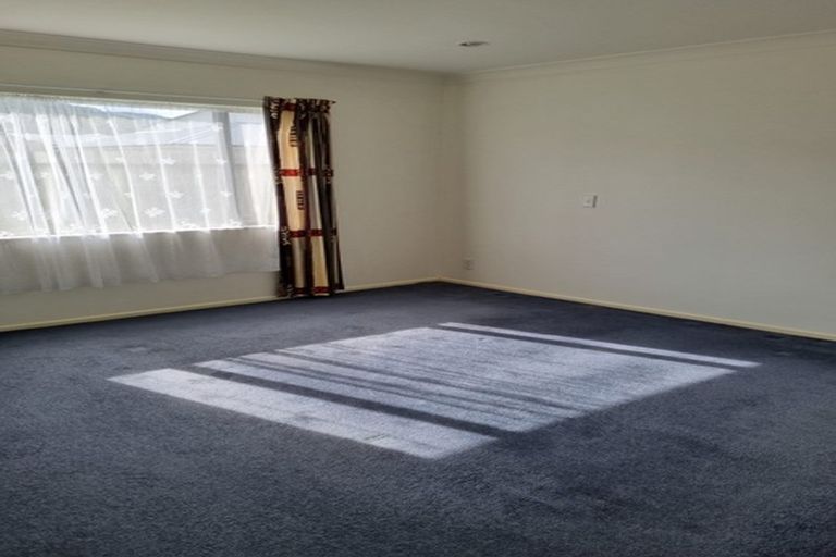 Photo of property in 32 Tararua Street, Trentham, Upper Hutt, 5018