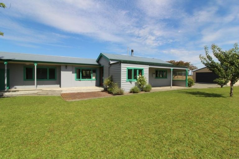 Photo of property in 1793 Dipton-winton Highway, Centre Bush, Winton, 9782