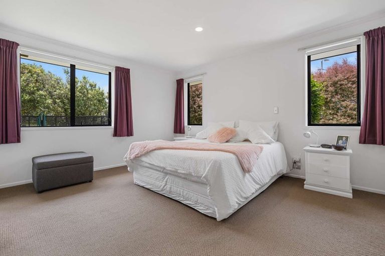 Photo of property in 2 Carrington Drive, Papamoa Beach, Papamoa, 3118