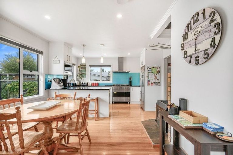 Photo of property in 11 Vine Street, Hillcrest, Hamilton, 3216