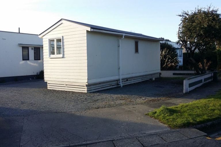 Photo of property in 6 Tonga Place, Riccarton, Christchurch, 8041