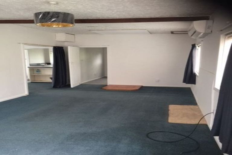 Photo of property in 519 Marine Parade, South New Brighton, Christchurch, 8062