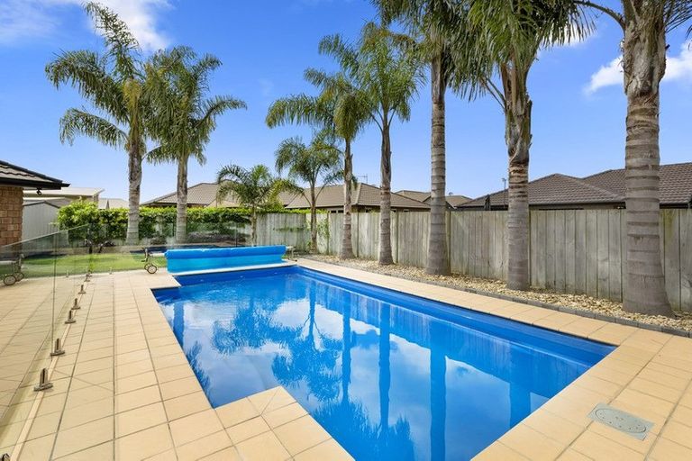 Photo of property in 5 Mosslea Court, Rototuna North, Hamilton, 3210