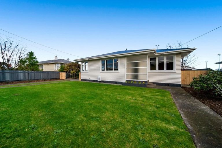 Photo of property in 9 Pacey Avenue, Hawera, 4610