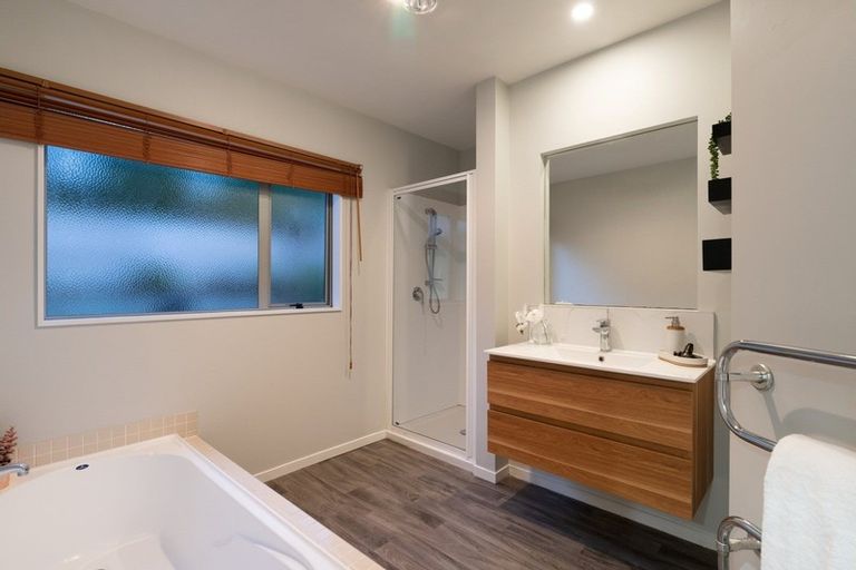 Photo of property in 33 Grantston Drive, Pyes Pa, Tauranga, 3112