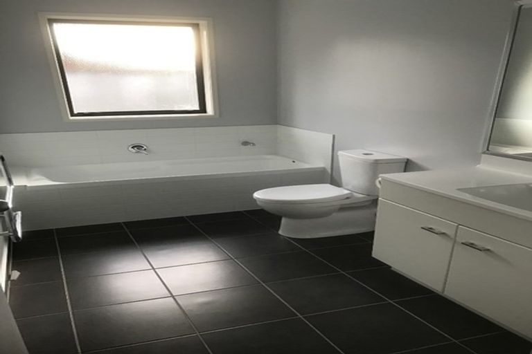 Photo of property in 97 Carlyle Street, Leamington, Cambridge, 3432