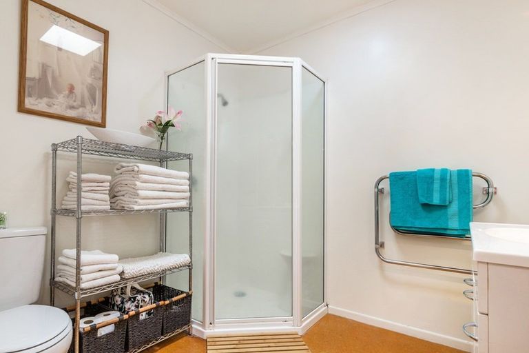 Photo of property in 33 Turangitukua Terrace, Kuratau, Turangi, 3381