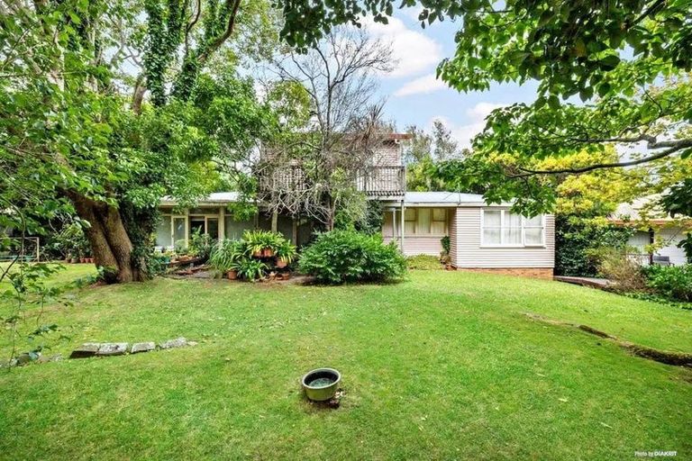 Photo of property in 28 Great South Road, Manurewa, Auckland, 2102