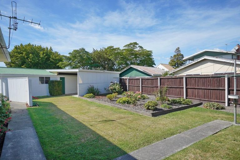 Photo of property in 5 Ron Place, Bishopdale, Christchurch, 8051