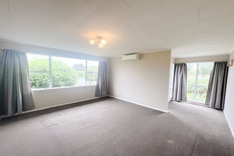Photo of property in 1 Matai Street, Waikanae, 5036