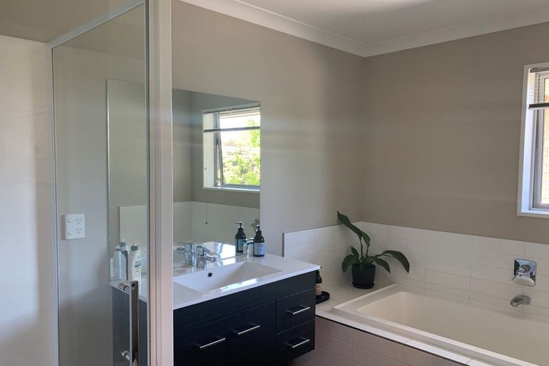 Photo of property in 54 Iris Taylor Avenue, West Melton, 7618