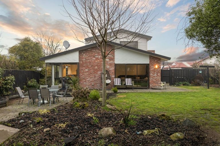 Photo of property in 9 Ludlow Place, Parklands, Christchurch, 8083