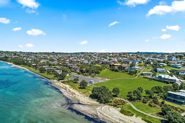 Photo of property in 20 Kahurangi Place, Snells Beach, 0920