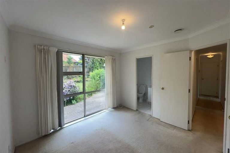 Photo of property in 5 Stratford Road, Manurewa, Auckland, 2105