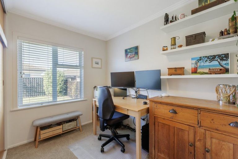 Photo of property in 12a Goods Road, Otumoetai, Tauranga, 3110