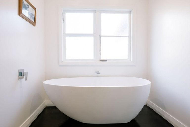 Photo of property in 9 Jellicoe Drive, Hamilton East, Hamilton, 3216