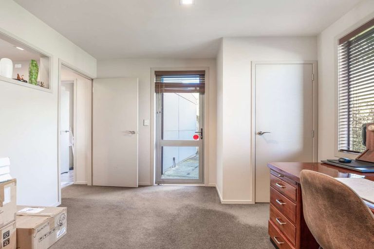 Photo of property in 2 Honeysuckle Lane, Ohauiti, Tauranga, 3112