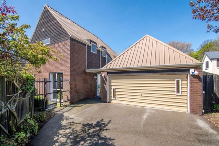 Photo of property in 2/134 Clyde Road, Ilam, Christchurch, 8041