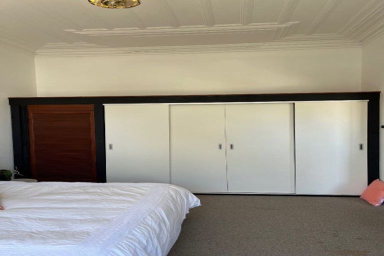 Photo of property in 2/24 West End Road, Herne Bay, Auckland, 1022