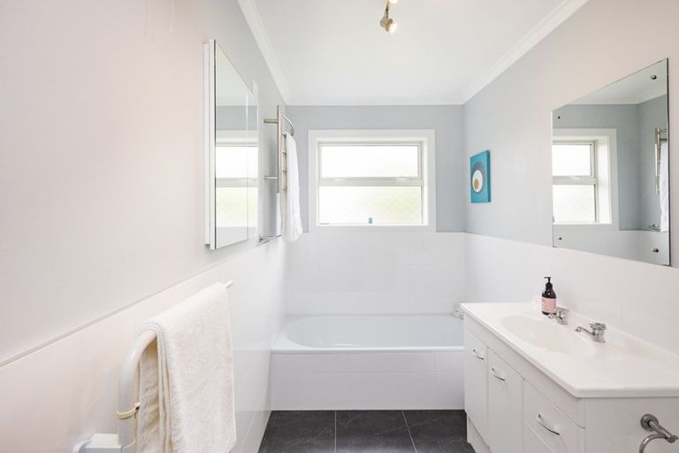 Photo of property in 57 Fairview Avenue, Feilding, 4702