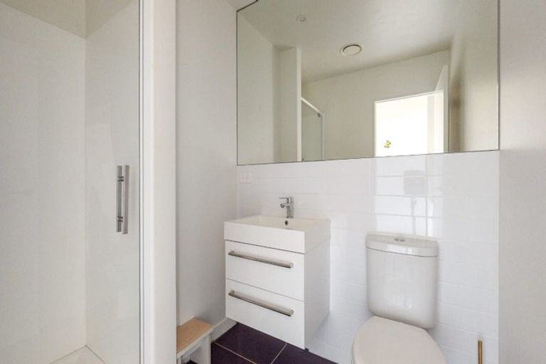 Photo of property in 15/2 Stone Street, Miramar, Wellington, 6022