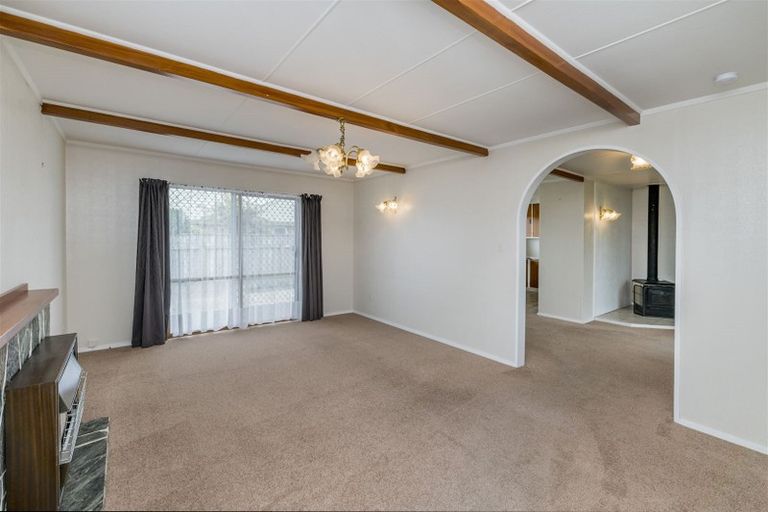 Photo of property in 16 Matipo Street, Levin, 5510