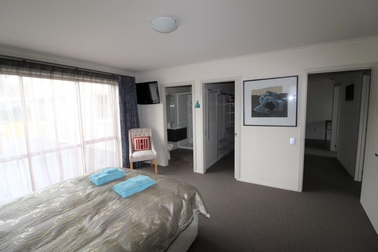 Photo of property in 5 Meadow Street, Lumsden, 9730