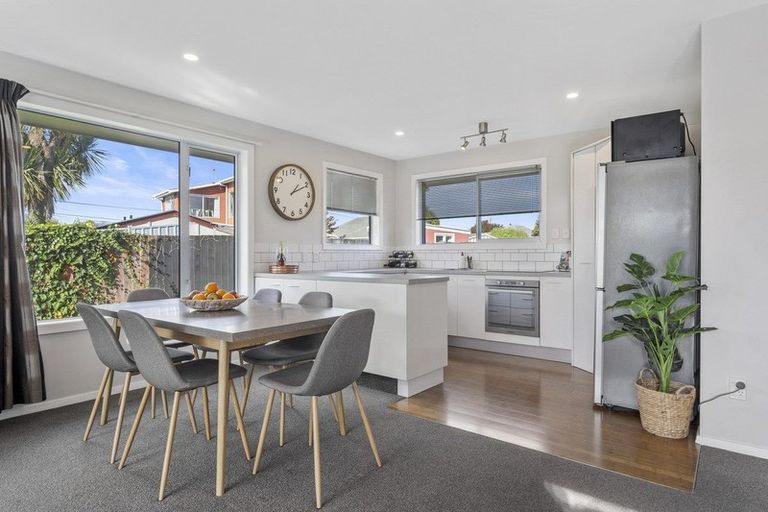 Photo of property in 29 Horton Place, Avondale, Christchurch, 8061