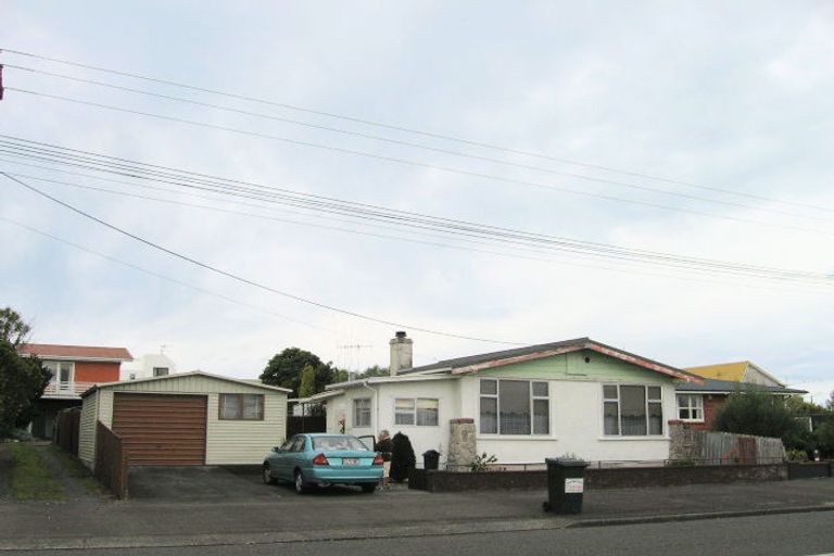 Photo of property in 81 Charles Street, Westshore, Napier, 4110