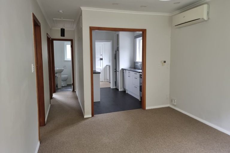 Photo of property in 66 Airlie Road, Plimmerton, Porirua, 5026