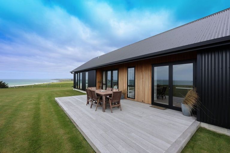 Photo of property in 55 Gardiners Road, Awamoa, Oamaru, 9495