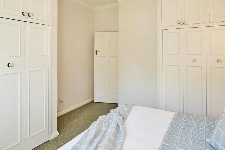 Photo of property in 107 Oroua Street, Eastbourne, Lower Hutt, 5013