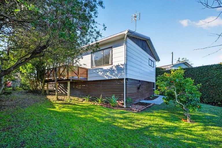 Photo of property in 1/30 Savoy Road, Glen Eden, Auckland, 0602