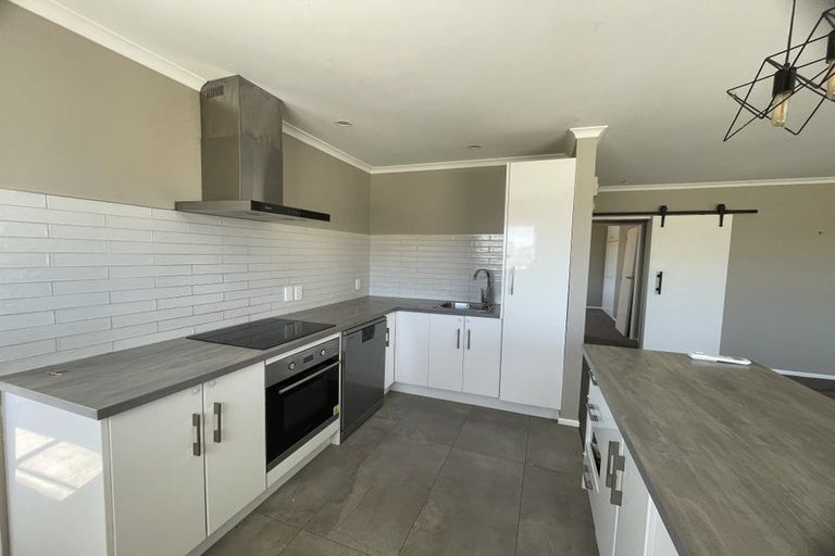 Photo of property in 72 Vista Road, Ohau, Levin, 5570