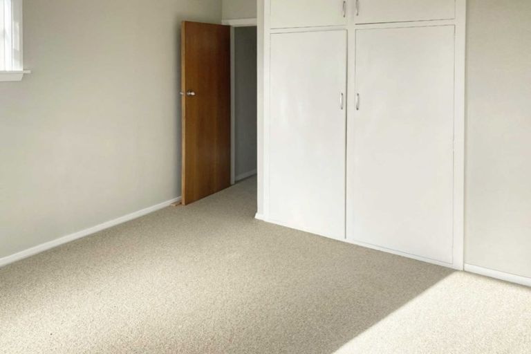 Photo of property in 1/11 Division Street, Riccarton, Christchurch, 8041