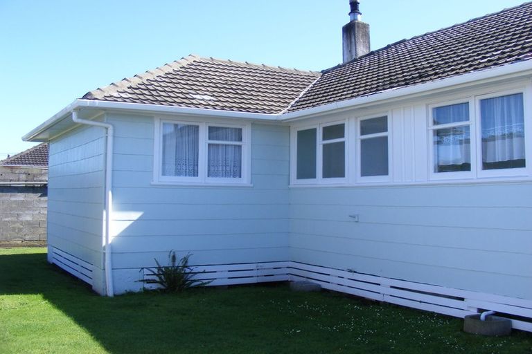 Photo of property in 26 Herrington Street, Foxton, 4814