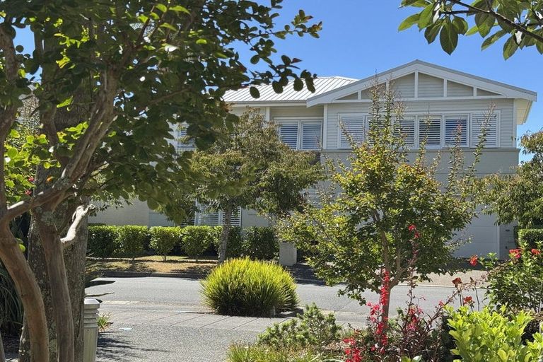 Photo of property in 16 Kensington Drive, Orewa, 0931