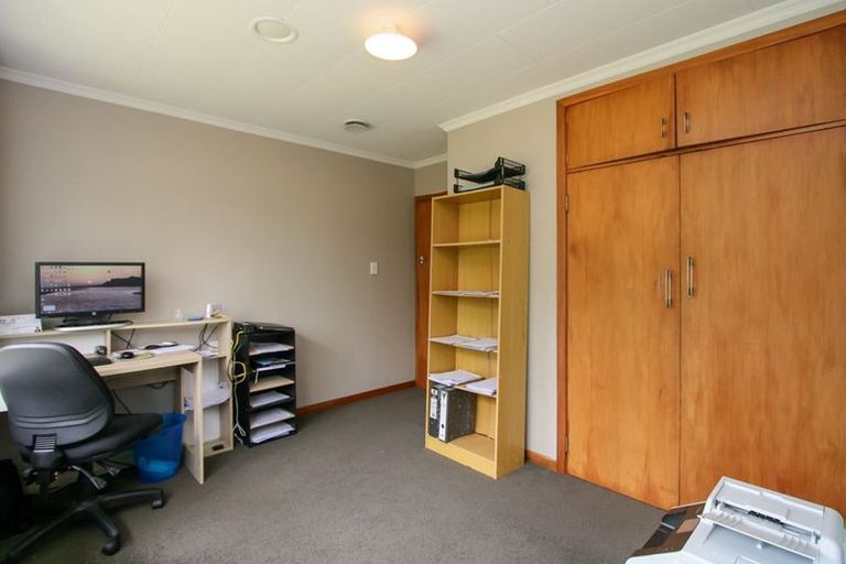 Photo of property in 7c Hinau Street, Inglewood, 4330