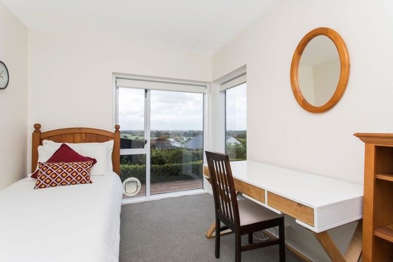 Photo of property in 1/5 Uldale Place, Westmorland, Christchurch, 8025