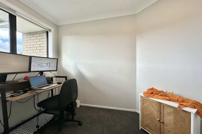 Photo of property in 23 Hopkirk Avenue, Wallaceville, Upper Hutt, 5018