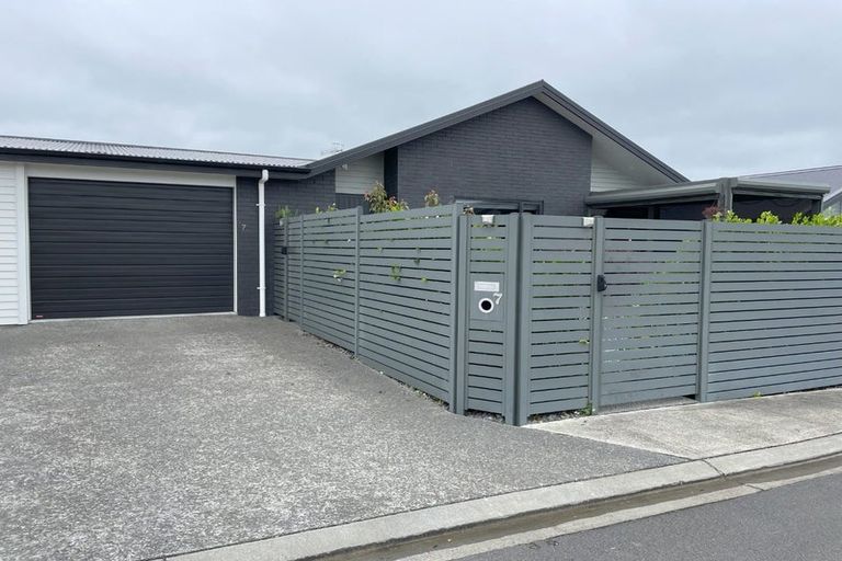 Photo of property in 7 Magdalinos Way, Havelock North, 4130
