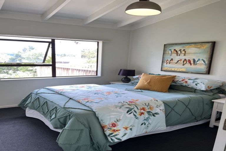 Photo of property in 2/113 Manuka Road, Bayview, Auckland, 0629