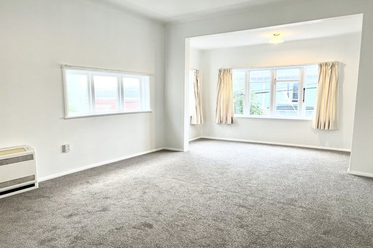 Photo of property in 26 Tinakori Road, Thorndon, Wellington, 6011