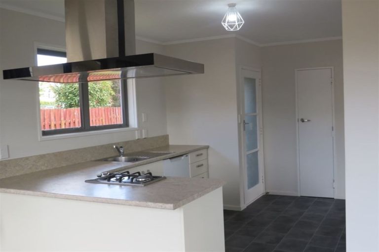 Photo of property in 68 Kennedy Drive, Levin, 5510