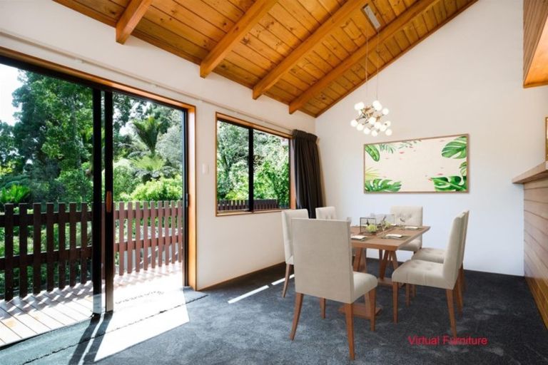 Photo of property in 53 Opanuku Road, Henderson Valley, Auckland, 0612